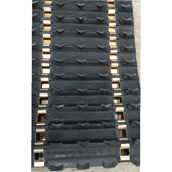 04-1201GB | 78holes, 156in long, 1,99 pitch, 3/4in lug, Wide Guided Clips, 20in wide - Image 1
